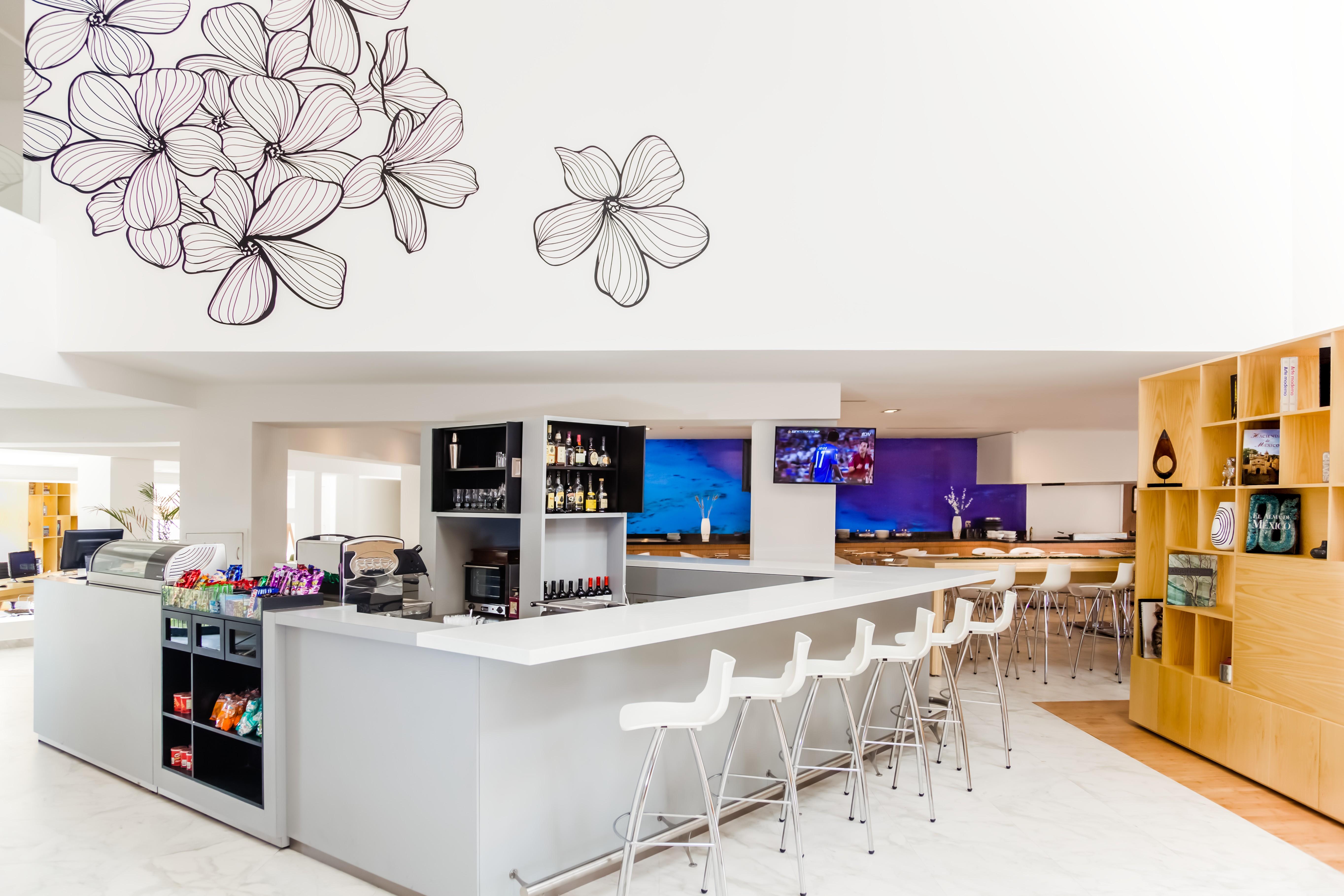 Fiesta Inn Сальтильо Интерьер фото